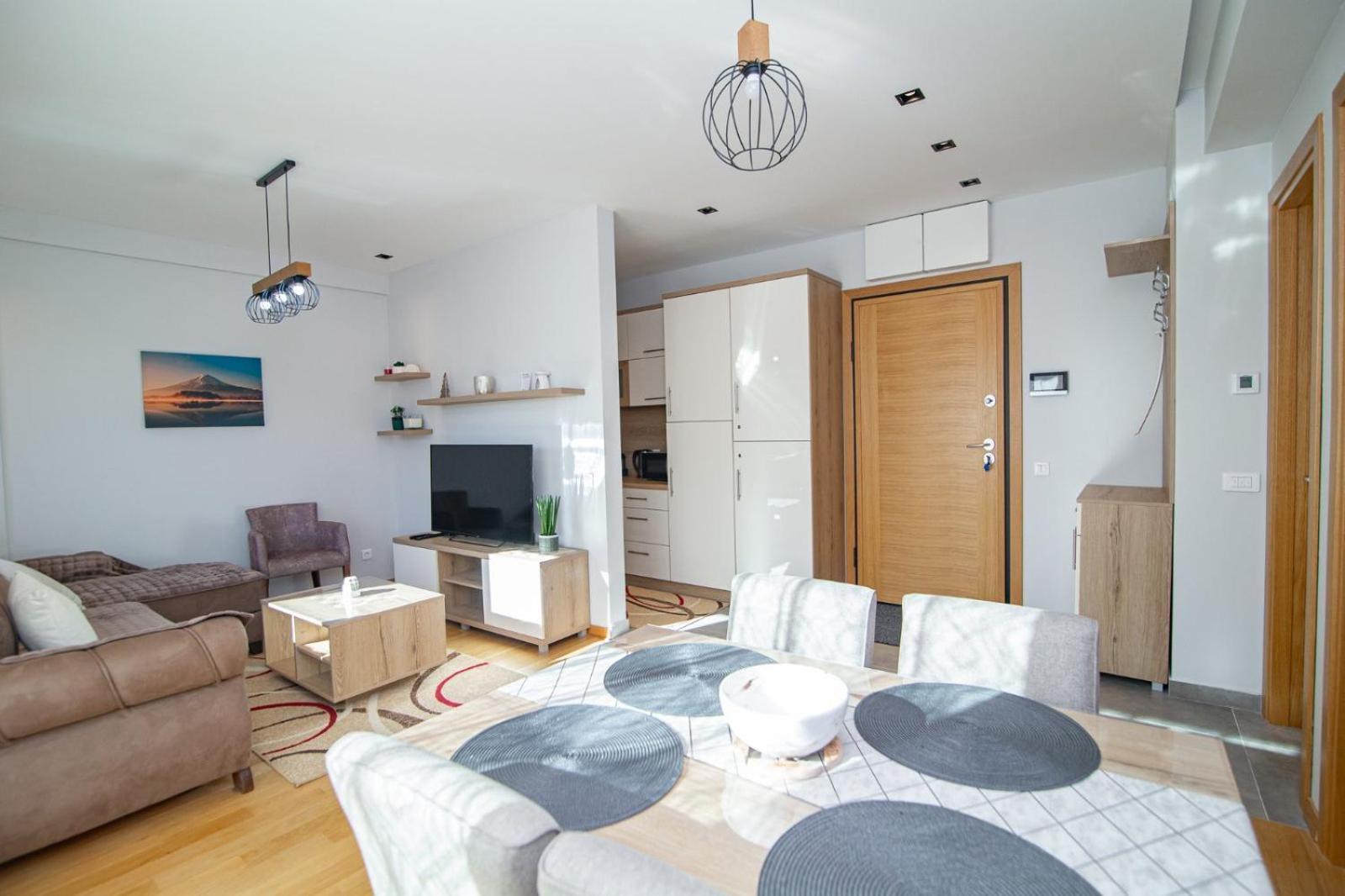 Luxury Kalman Centar Apartman Ζλάτιμπορ Εξωτερικό φωτογραφία